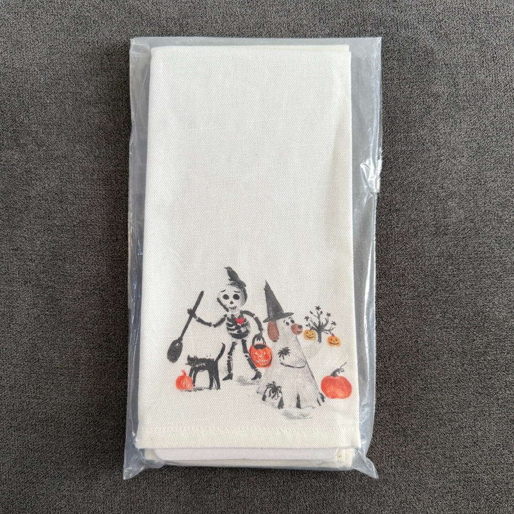 Pottery Barn Doug & Friends Hand Towels - Set of 2 - Picture 10 of 10